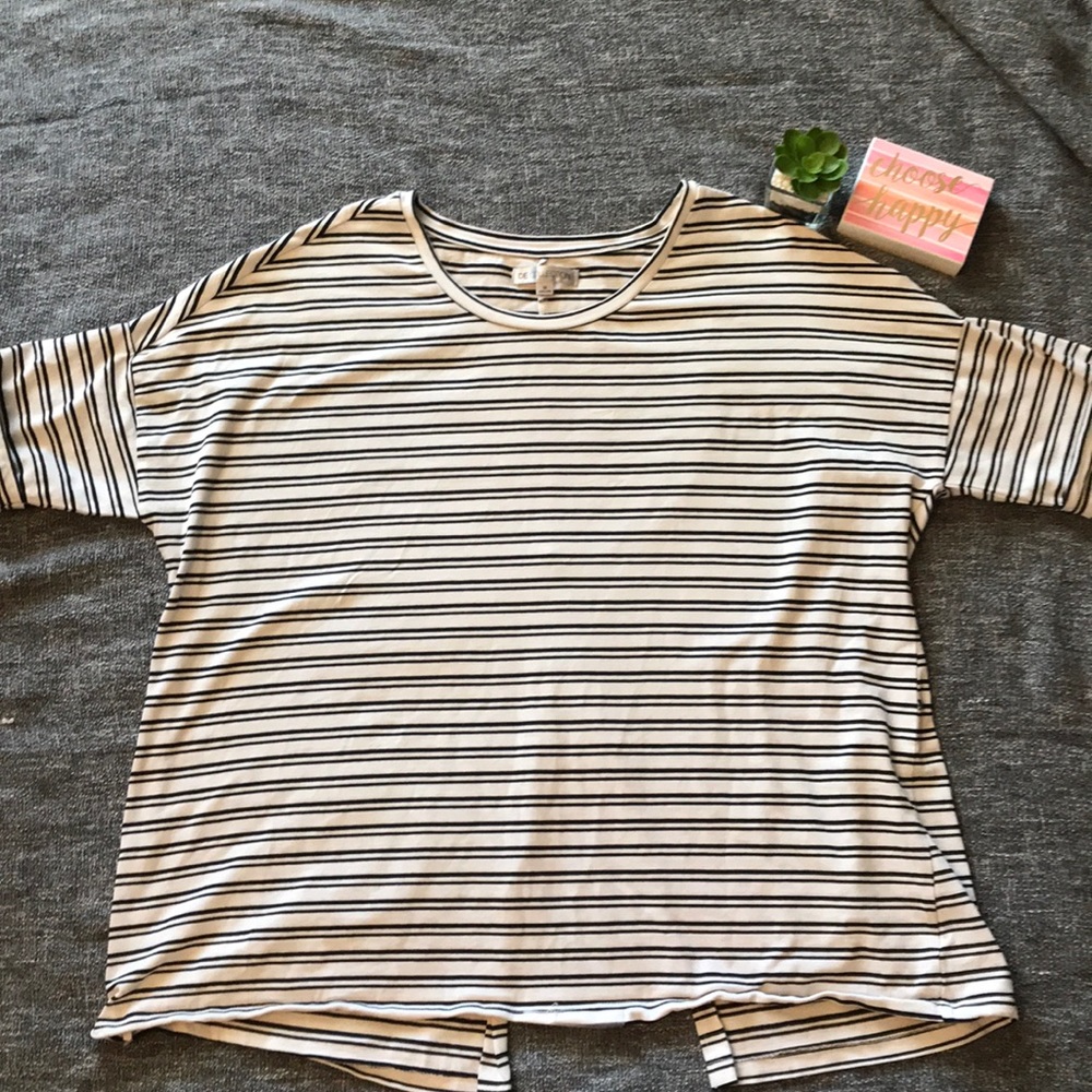 De Collection Top 🖤 Sz M